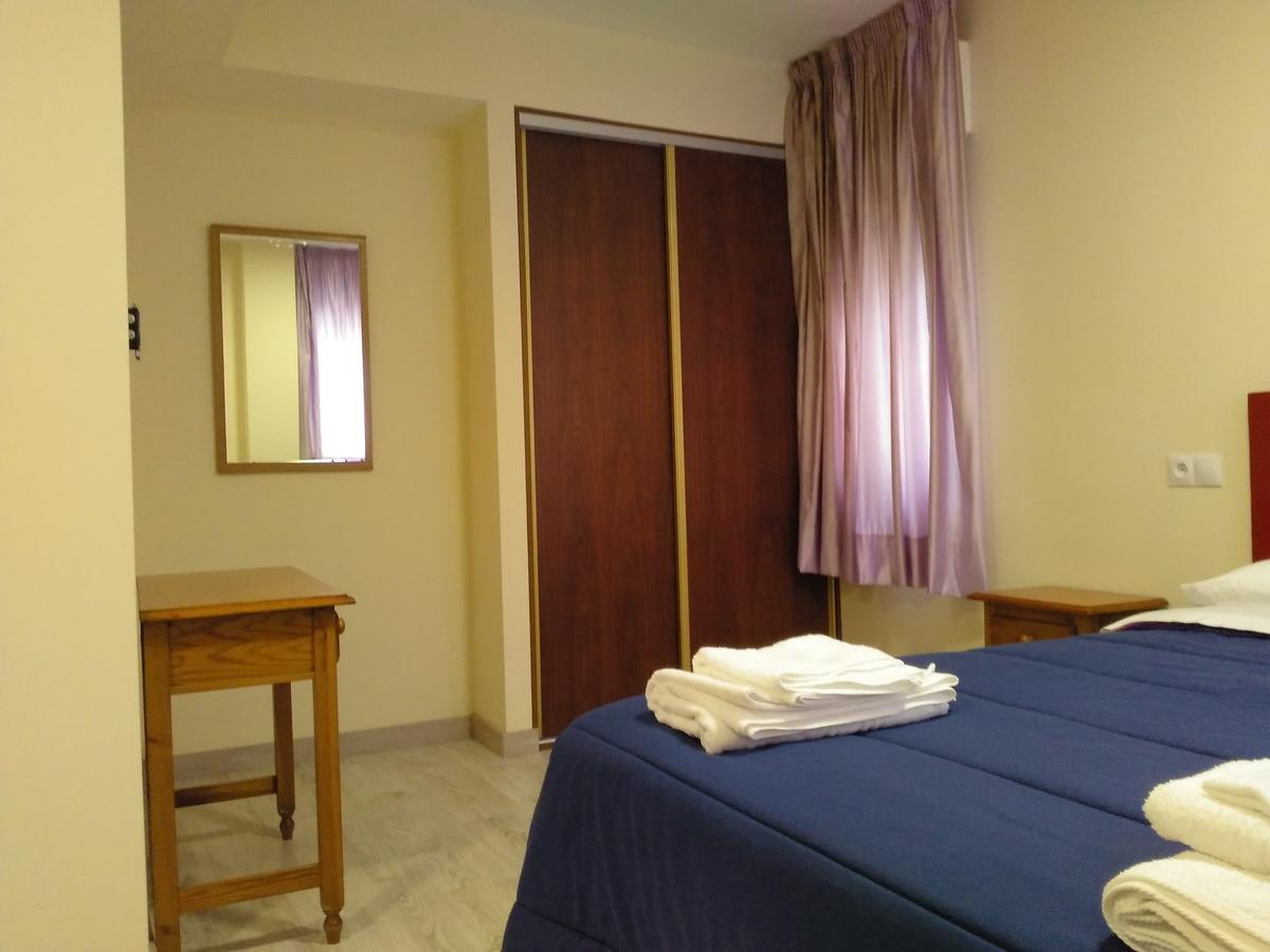 Hostal Orly Camponaraya Exterior photo